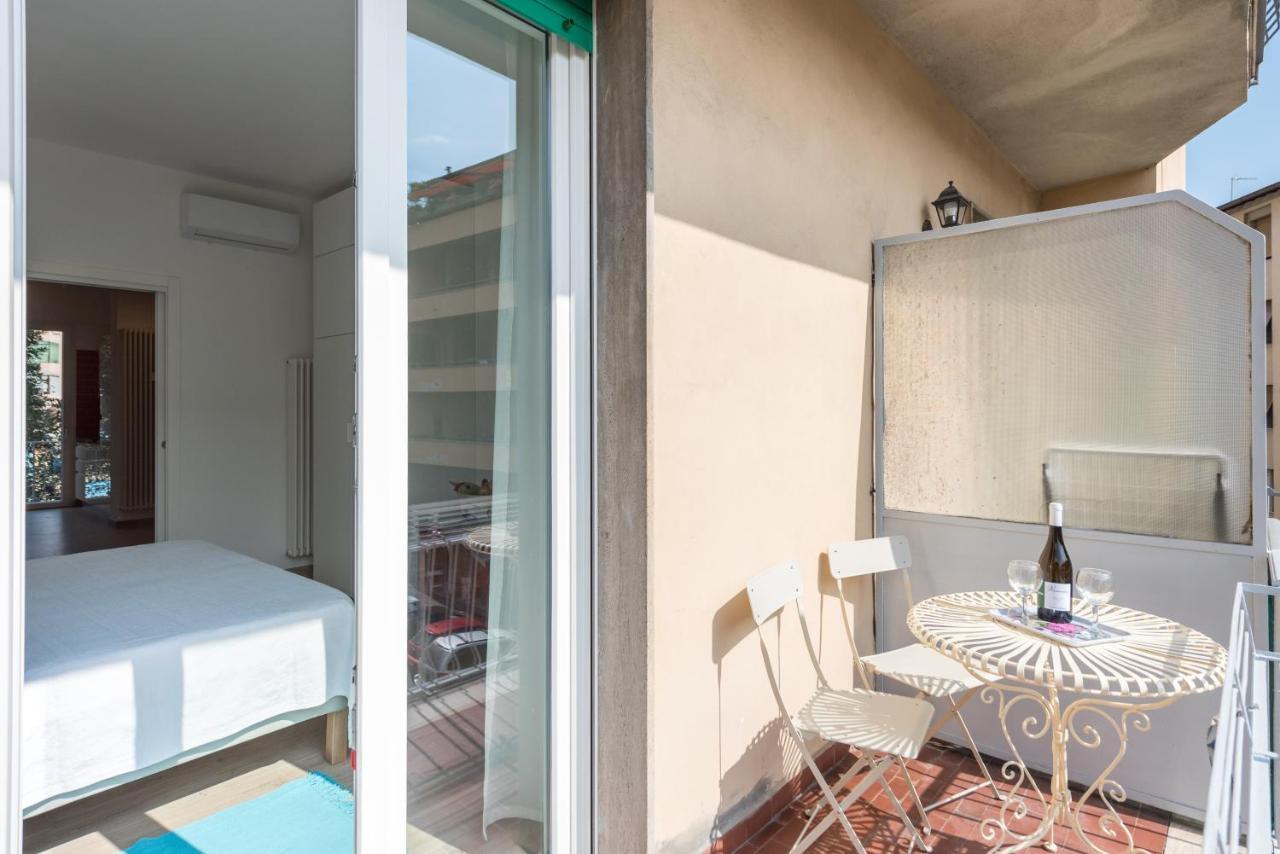 Cool Flat Alberti Lift, Terraces, Free Parking Apartment Florence