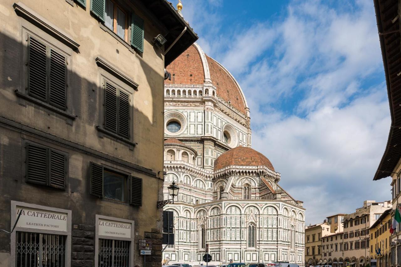 Under The Dome * Florence