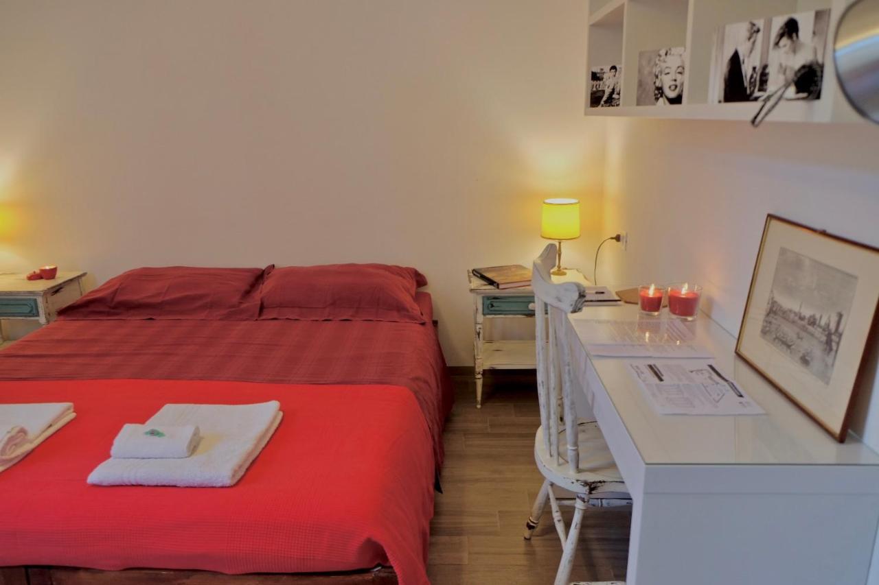 Chianti House Guest house *
