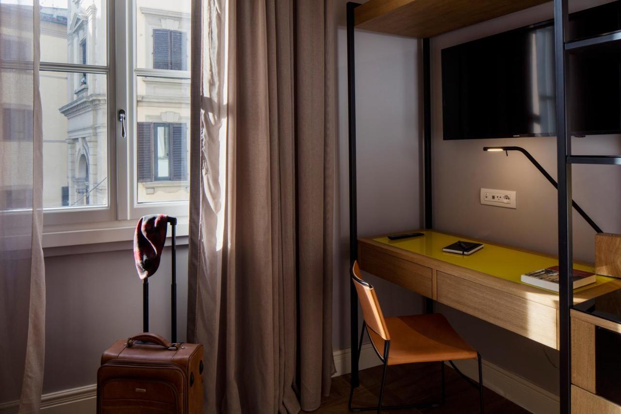 Hotel The Frame 4*