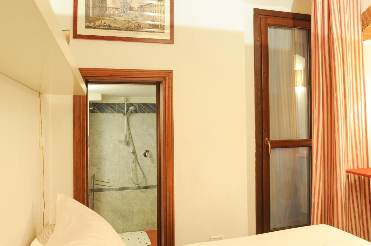 Apartment In Front Of Palazzo Gucci
