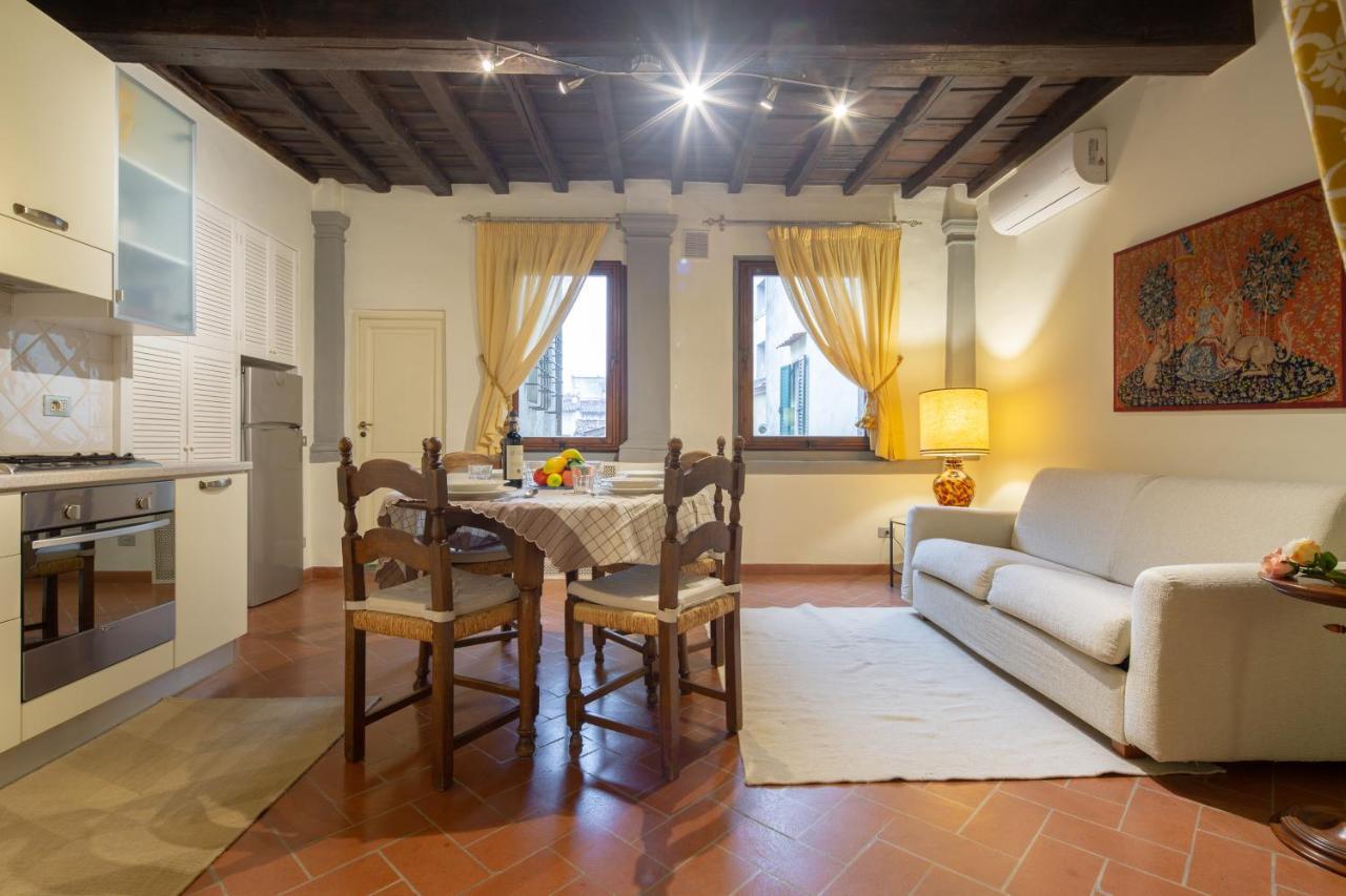Curtatone Apartment