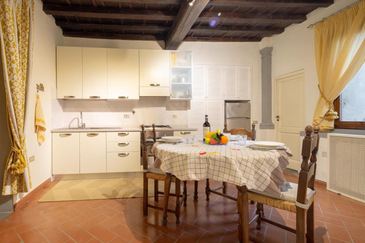 Apartment Curtatone