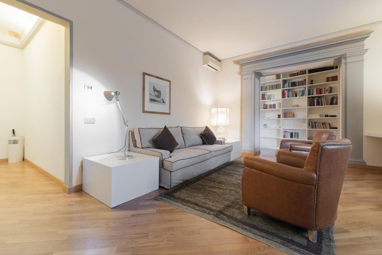 Apartment Lungarno Vespucci Elegance In *