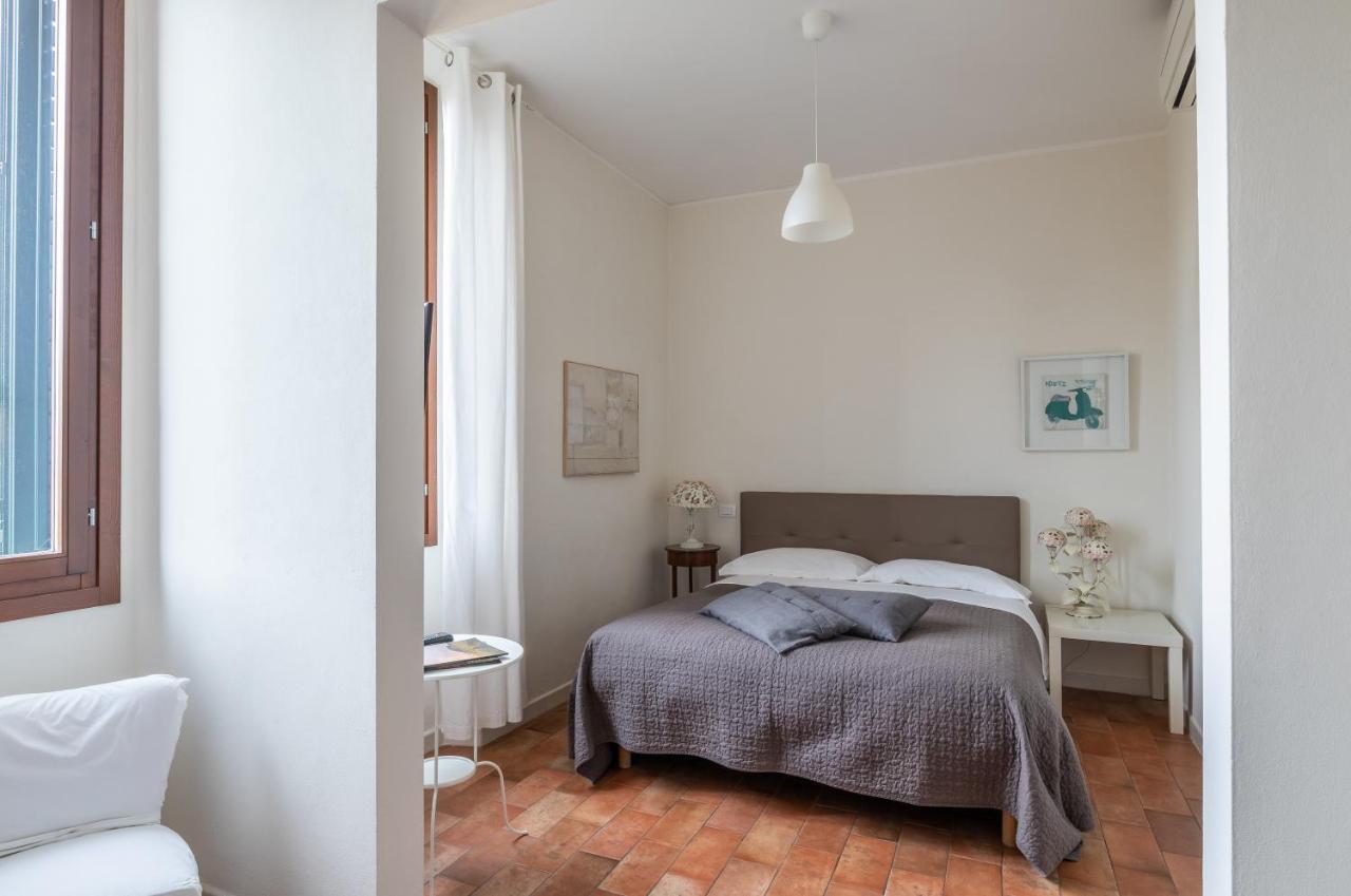 Giorni Dipinti Couette-café *