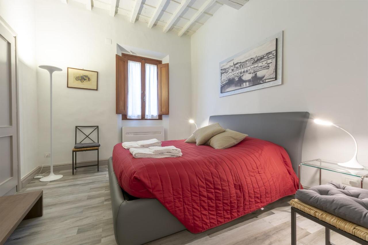 Ponte Vecchio's Nest Apartment *