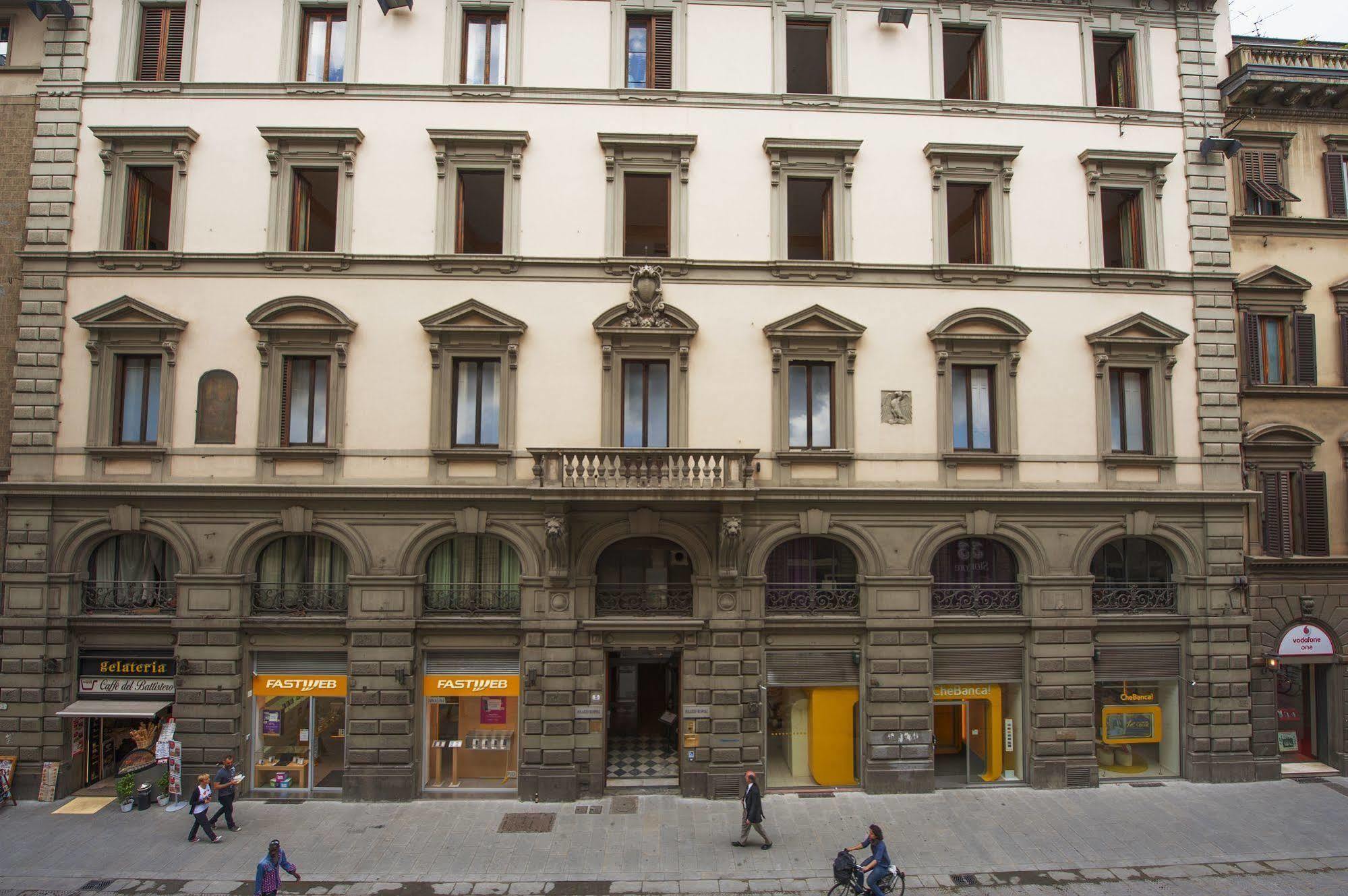 Palazzo Ruspoli Apartment