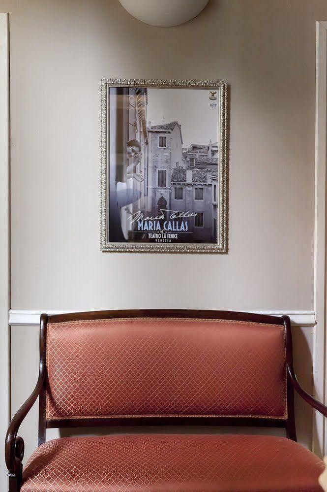 Opera Boutique Couette-café 3*