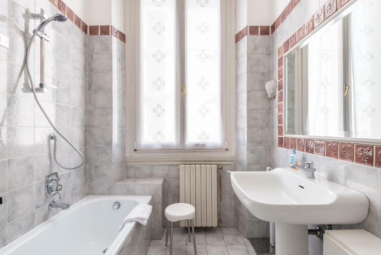 Leopolda Dream Beautiful Sleeps 5! Apartment *