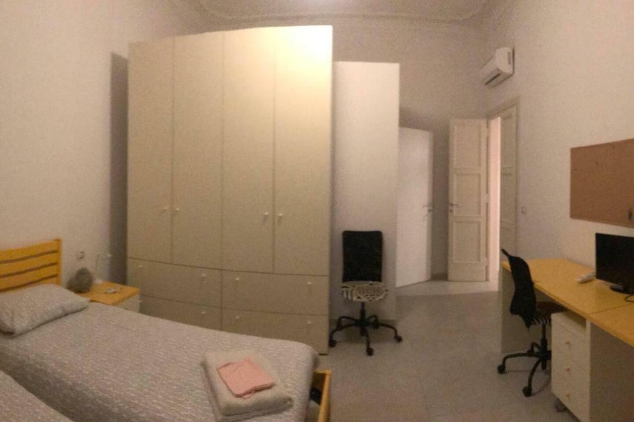 Ambrogio Apartment Florence