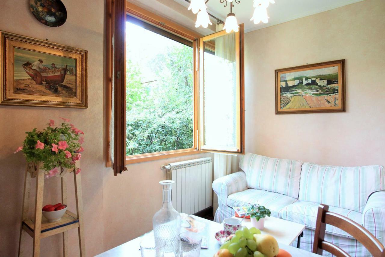 Apartment Garden Terrace Oltrarno