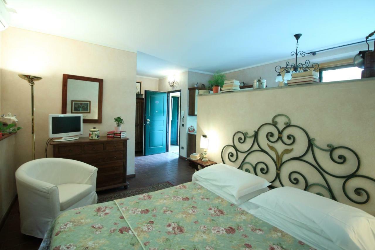 Apartment Garden Terrace Oltrarno