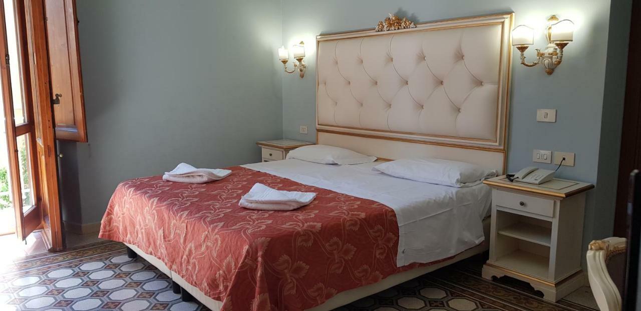 Desiree 3* Florence