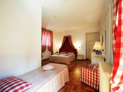 Palazzo Ruspoli Apartment