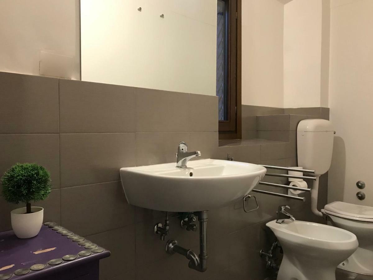 Alfani First Floor Florence