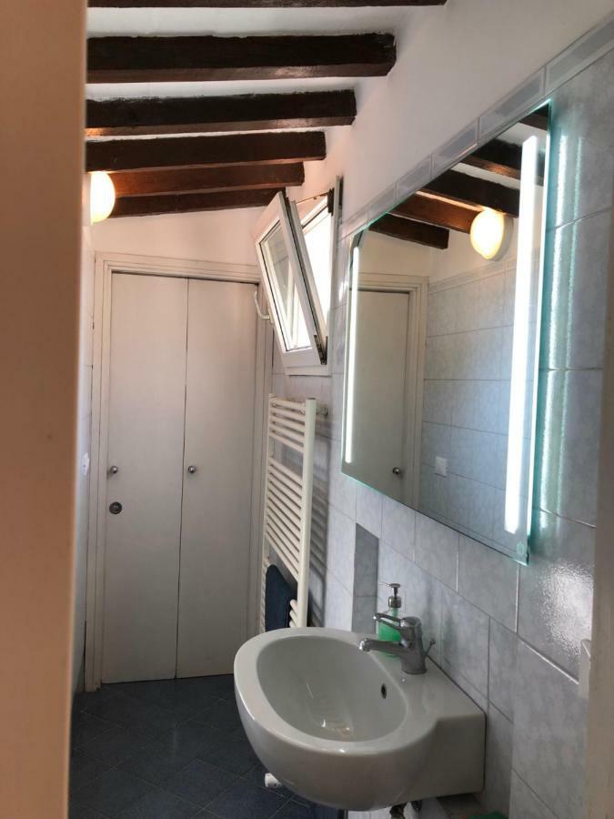 Piaggione Apt, Galante In * Florence