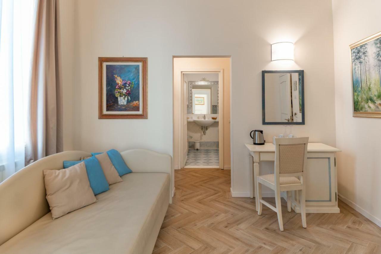 Couette-café Dimora Salviati 3*