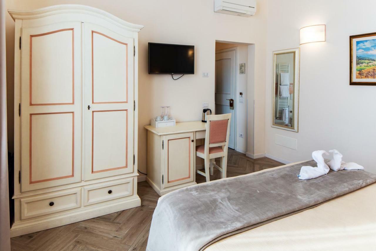 Dimora Salviati 3* Florence