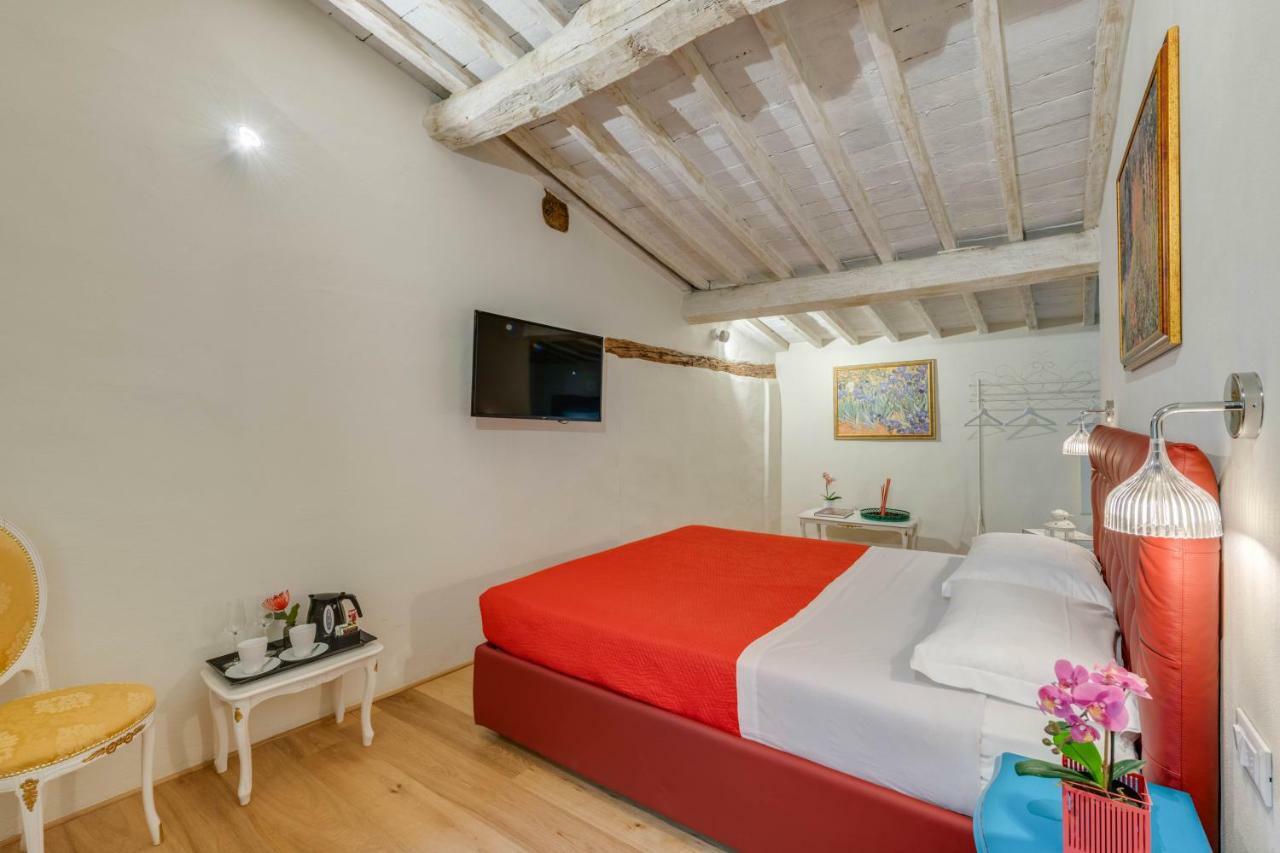 Maison d'hôtes Residenza D'epoca Historia Luxury Boutique 3*