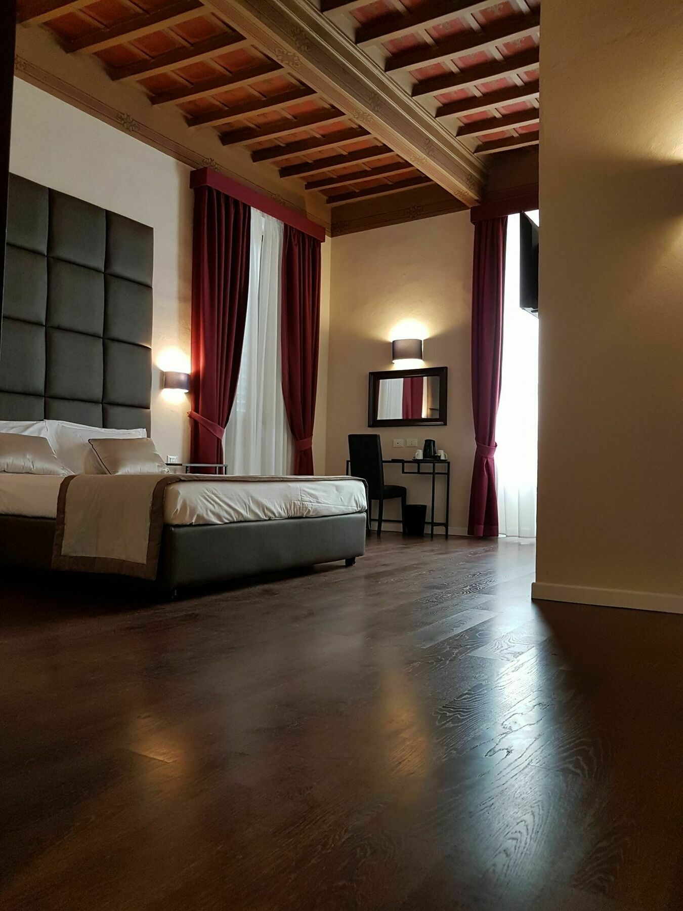 1suite 3* Florence