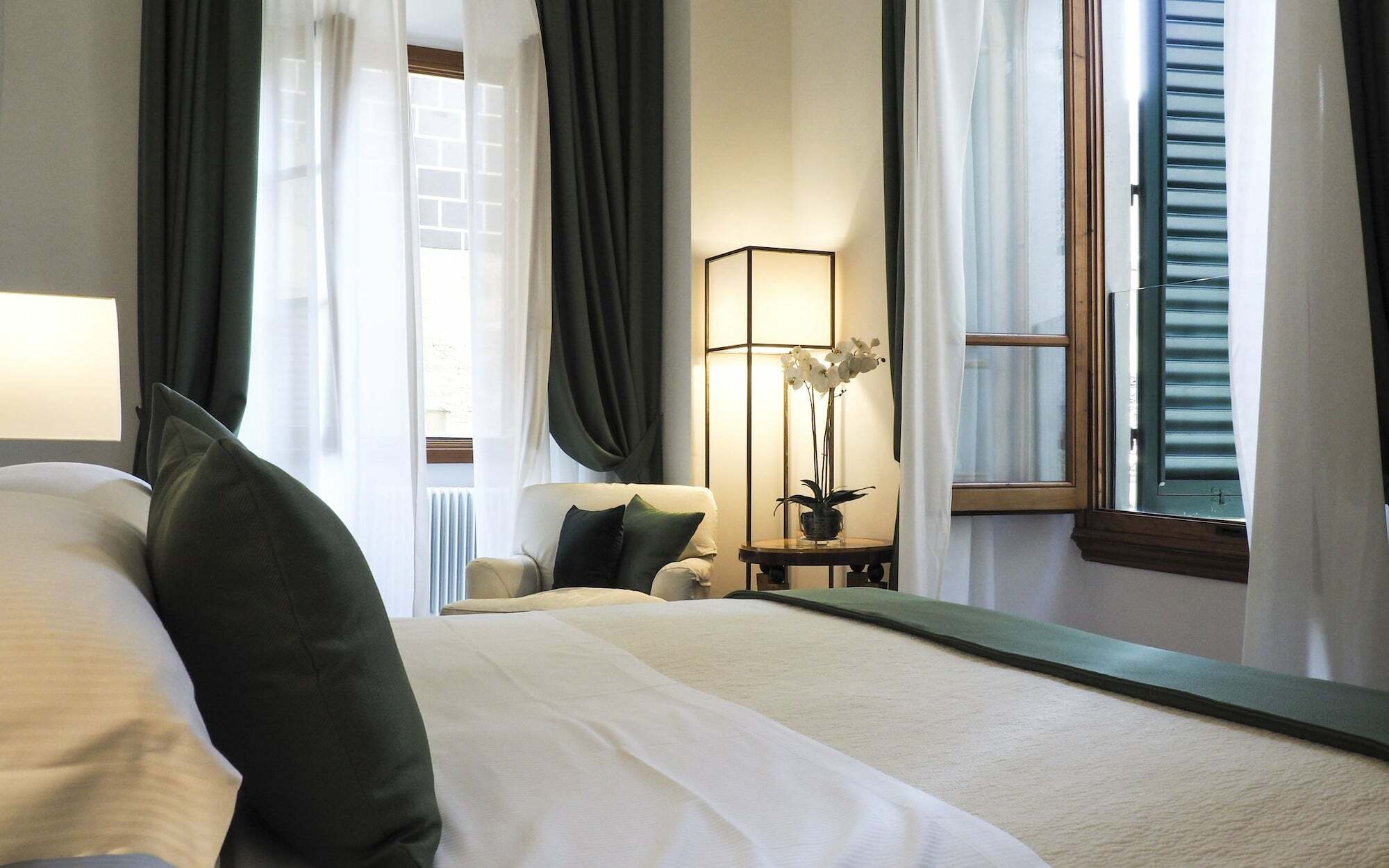 Aqa Palace Guest house Florence