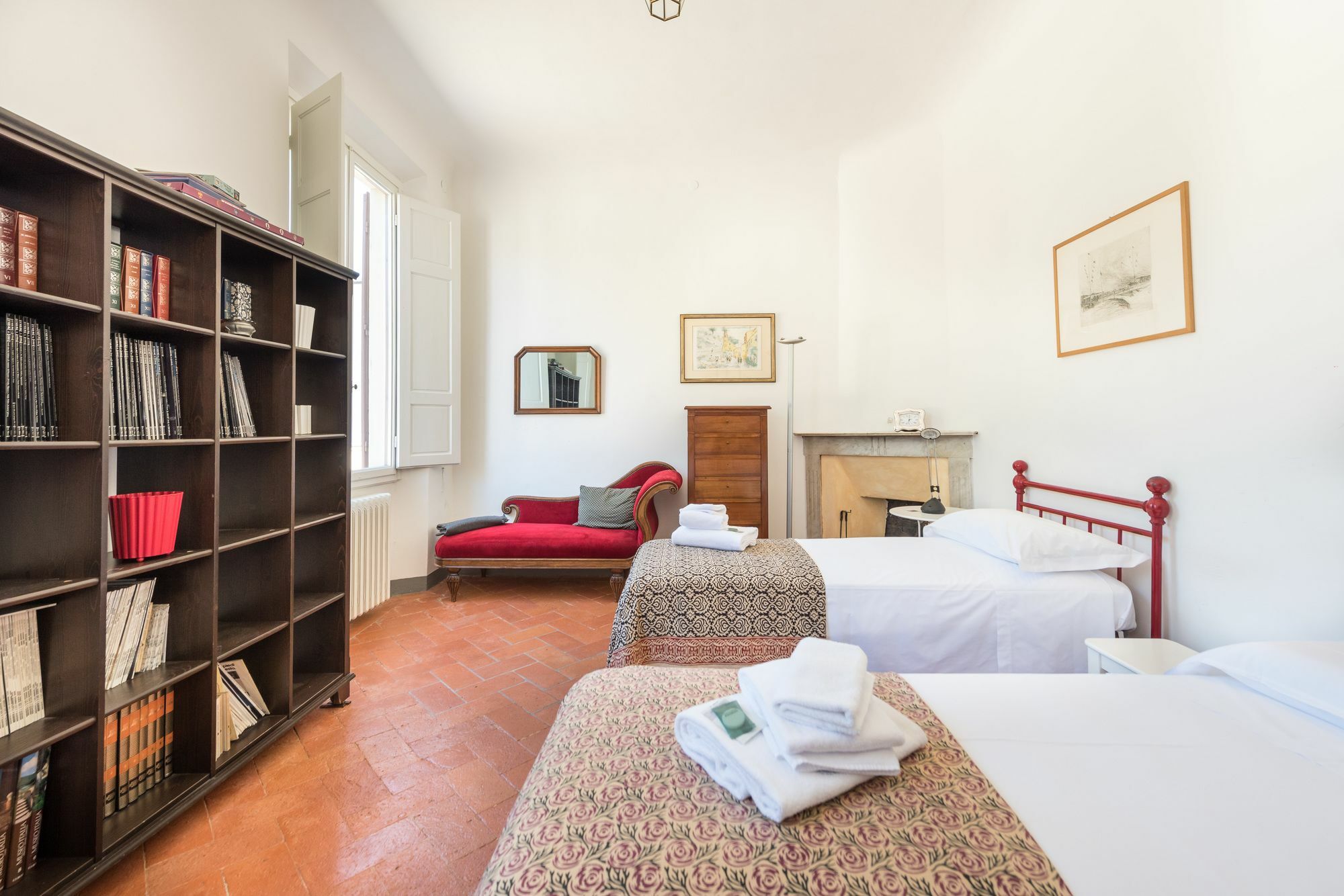Pitti Large With Balcony * Florence