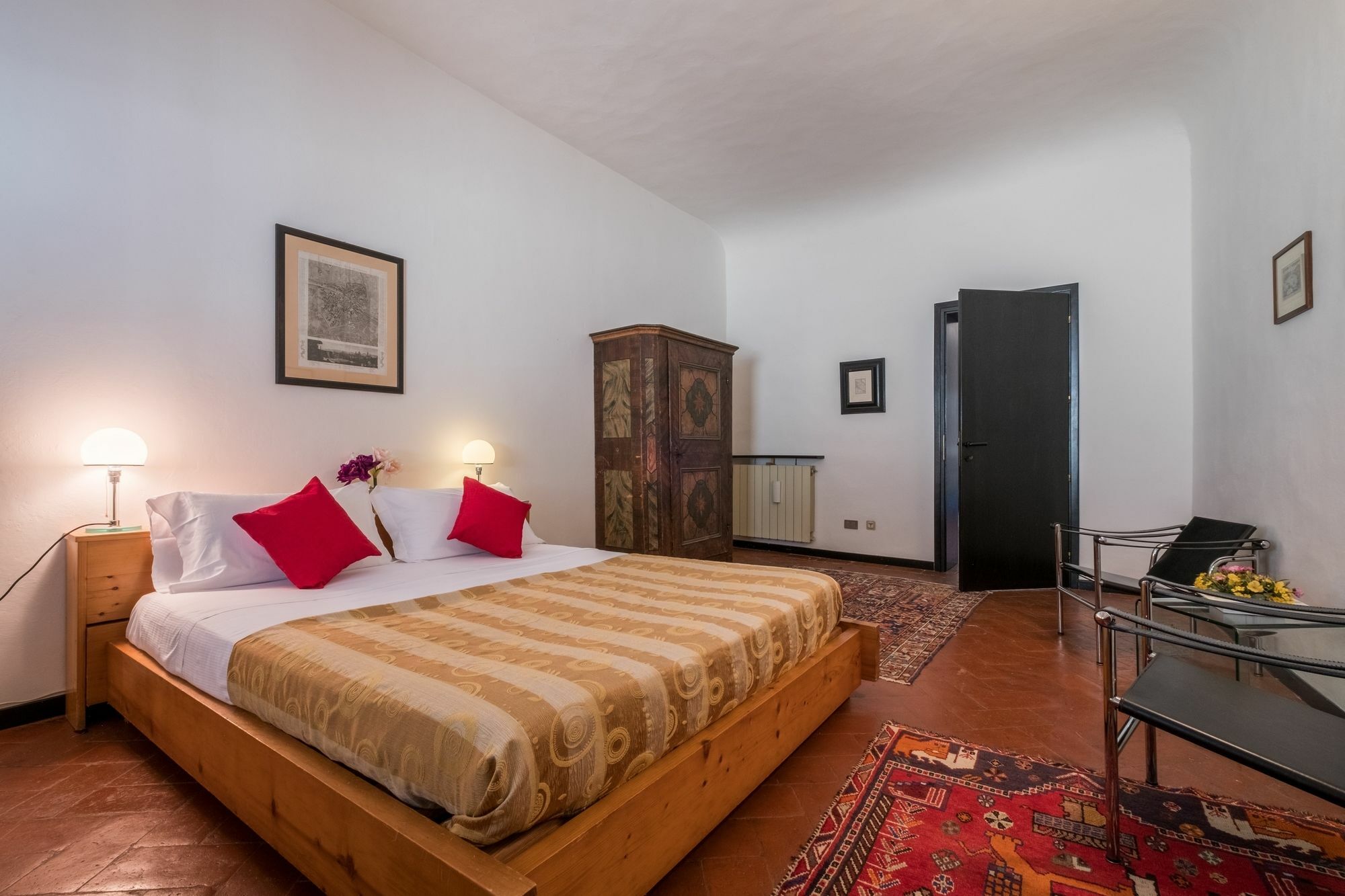 Magnificent Florentine Apartment