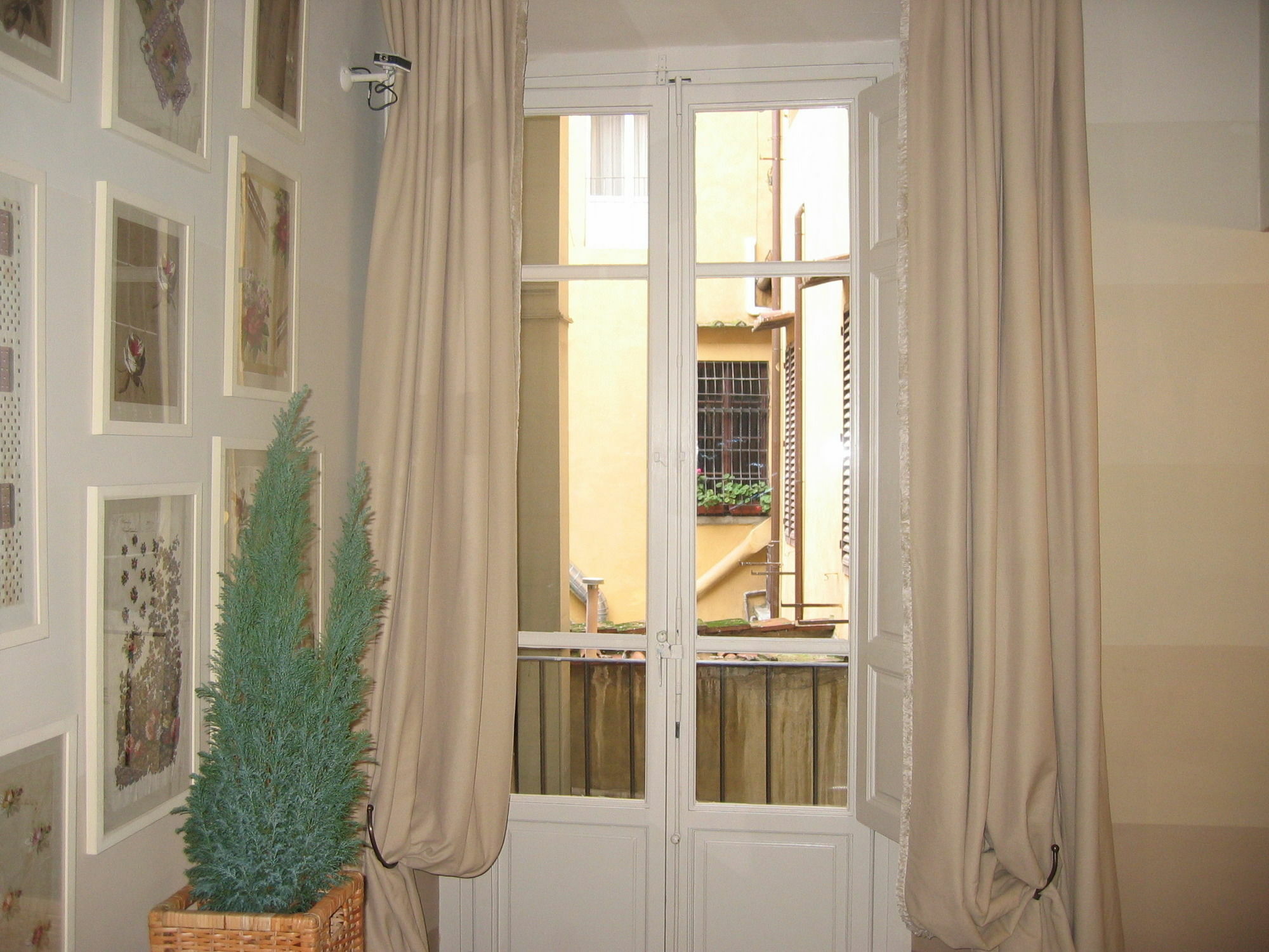 Hotel Casa Howard - Residenza D'epoca Florence