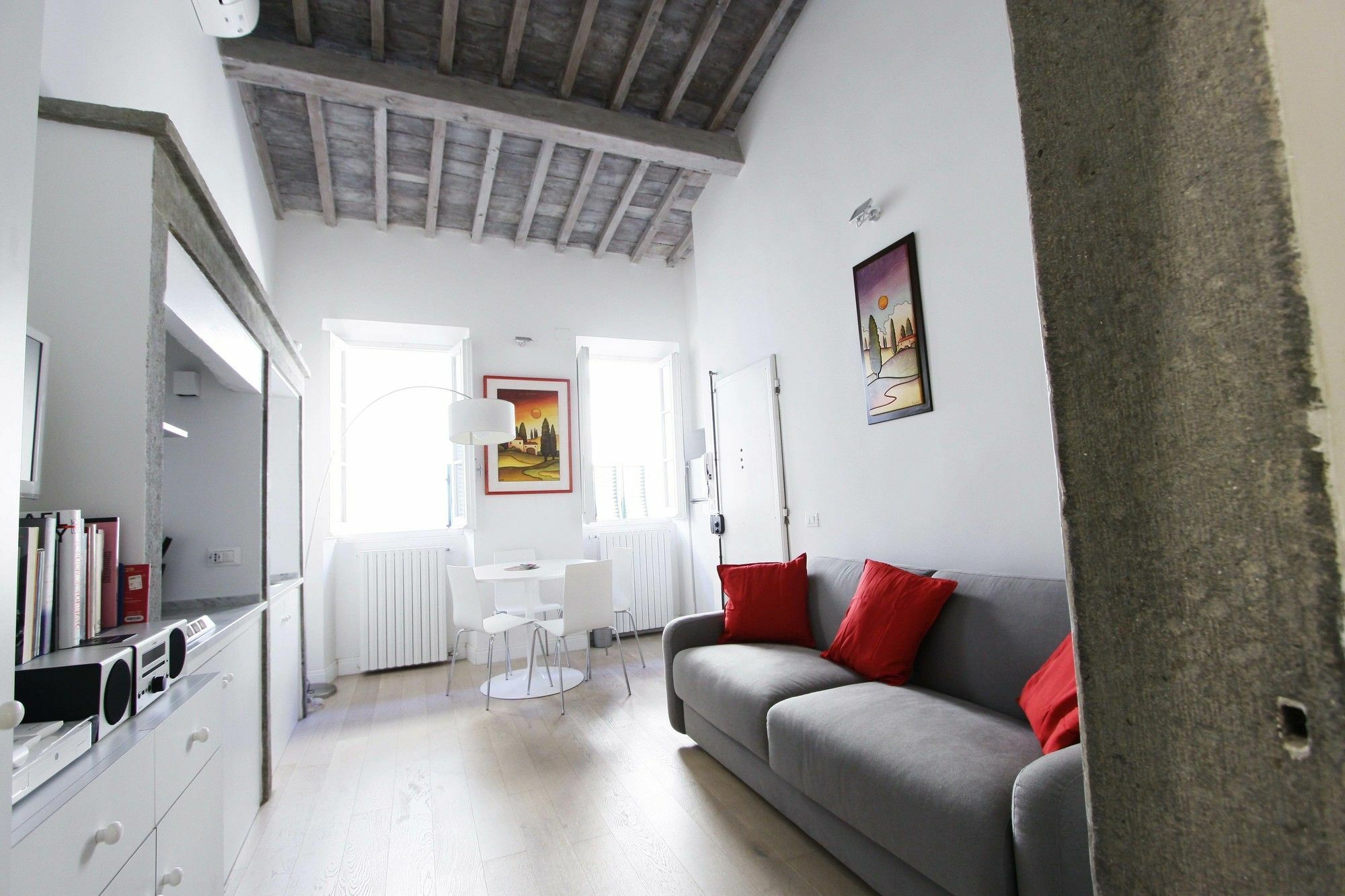 Santo Spirito Apartment *