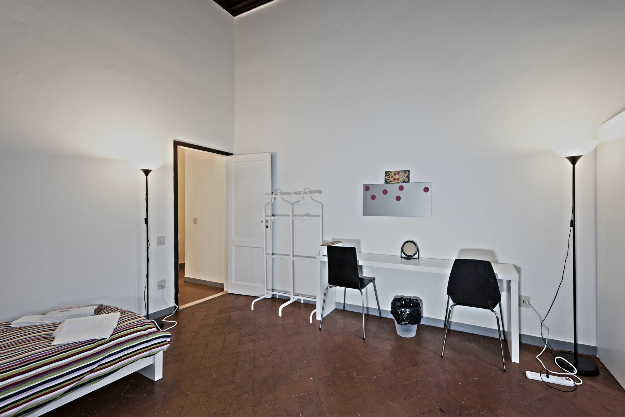 Santi Apostoli Apartment *