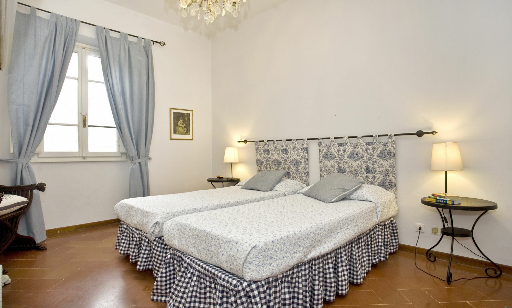 Two Steps From Ponte Vecchio Apartment *