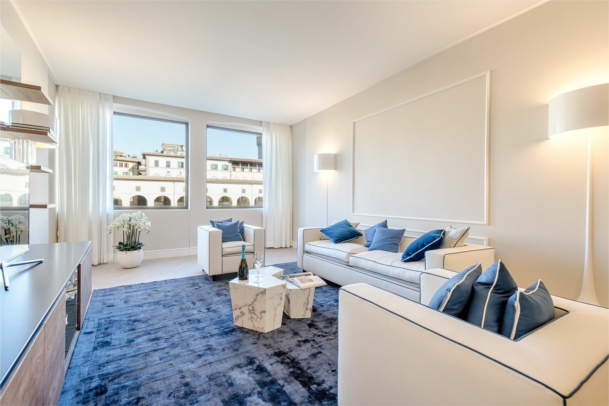 Luxury Blue River By Mmega Apartment Florence