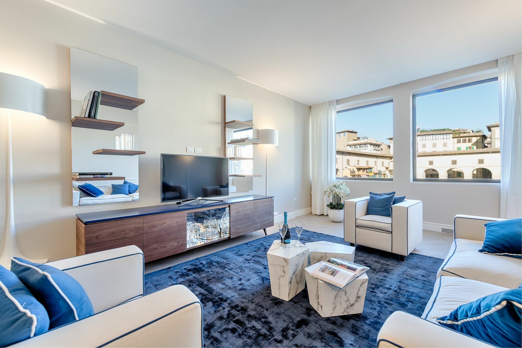 Luxury Blue River By Mmega Apartment *