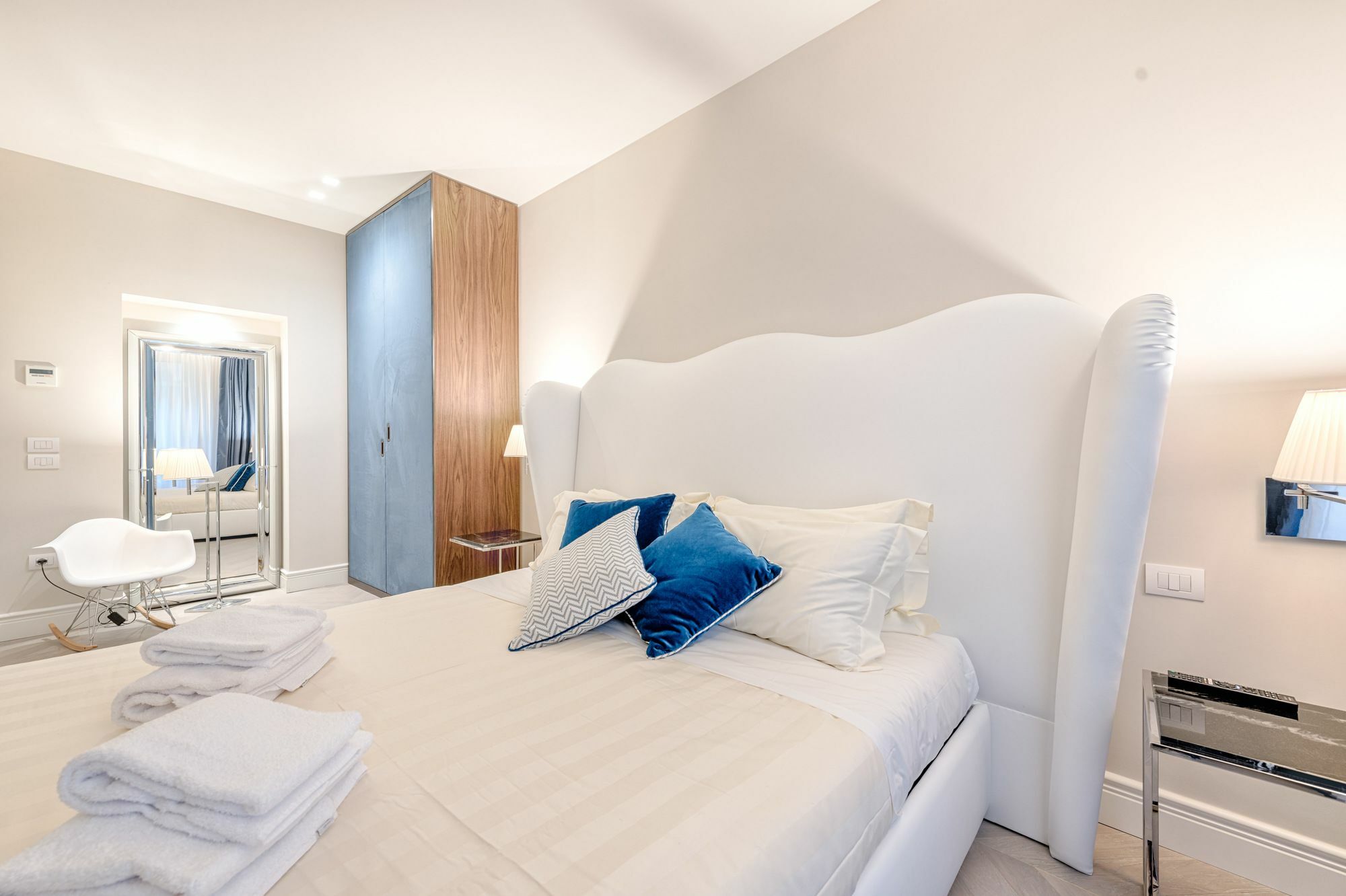 Luxury Blue River By Mmega Florence
