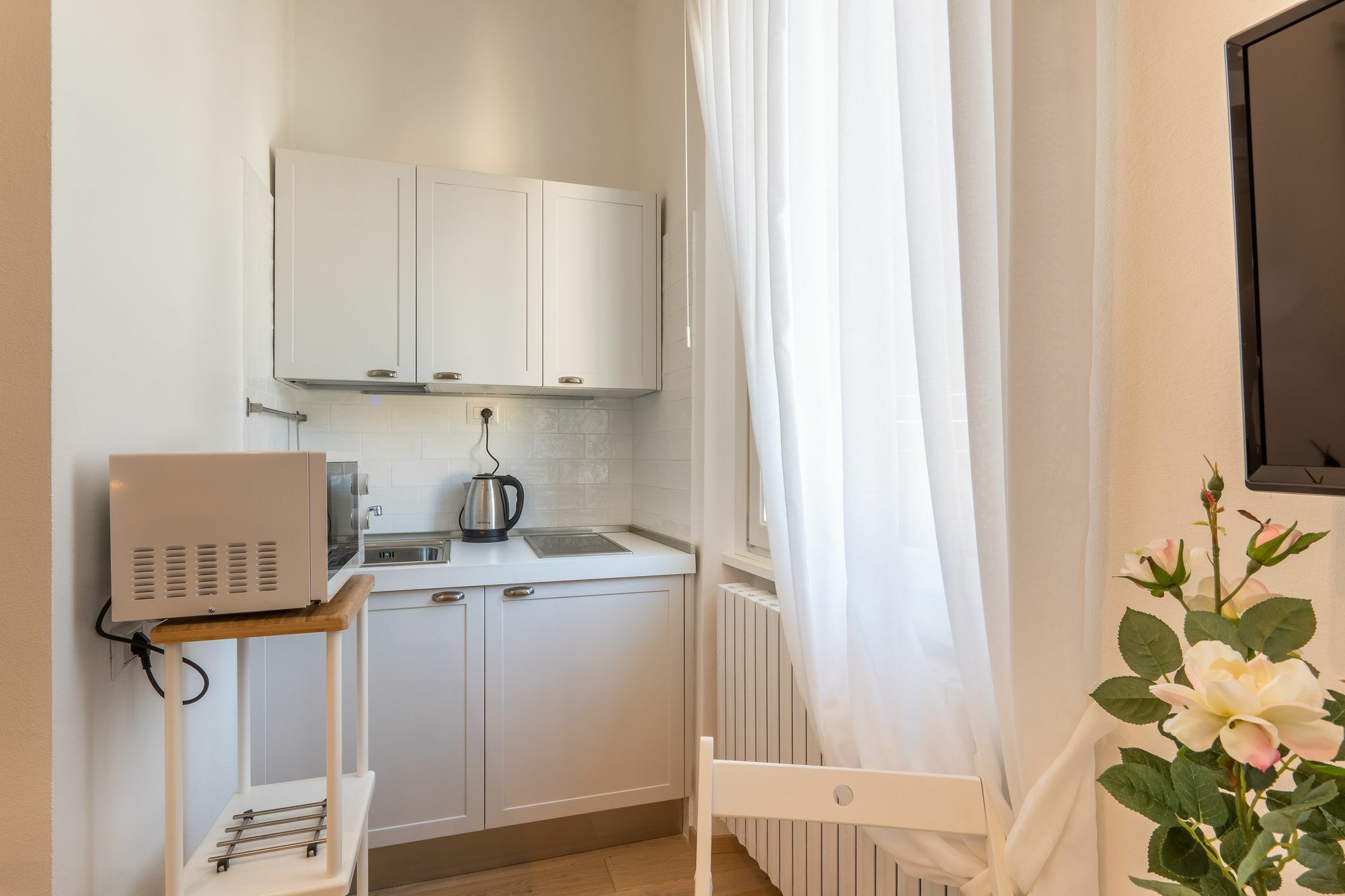 Santo Spirito Flower Apartment Florence