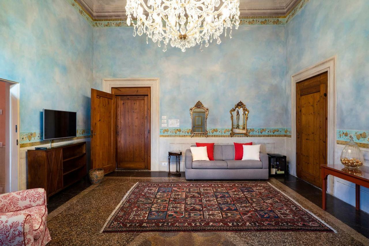 Torre Dei Lari Residenza D'epoca 3* Florence
