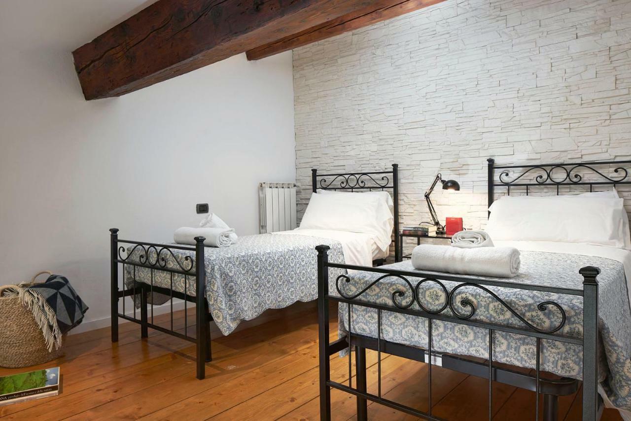 Great Apts Few Steps To The Duomo Appartement *