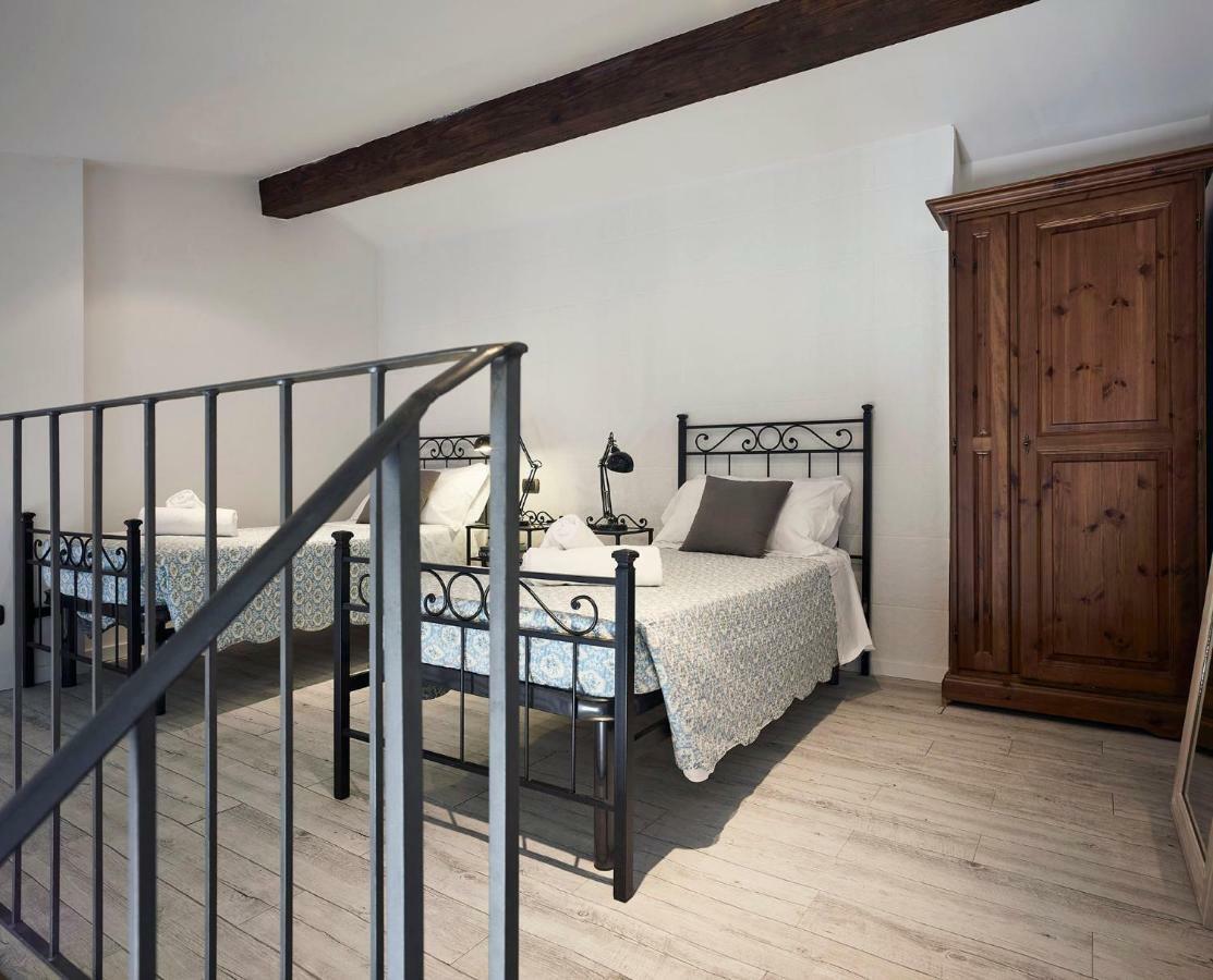 Great Apts Few Steps To The Duomo Appartement *