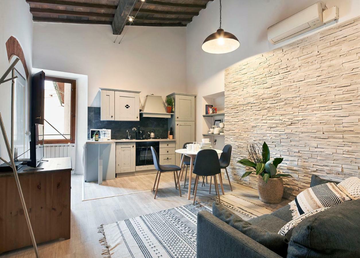 Great Apts Few Steps To The Duomo Appartement