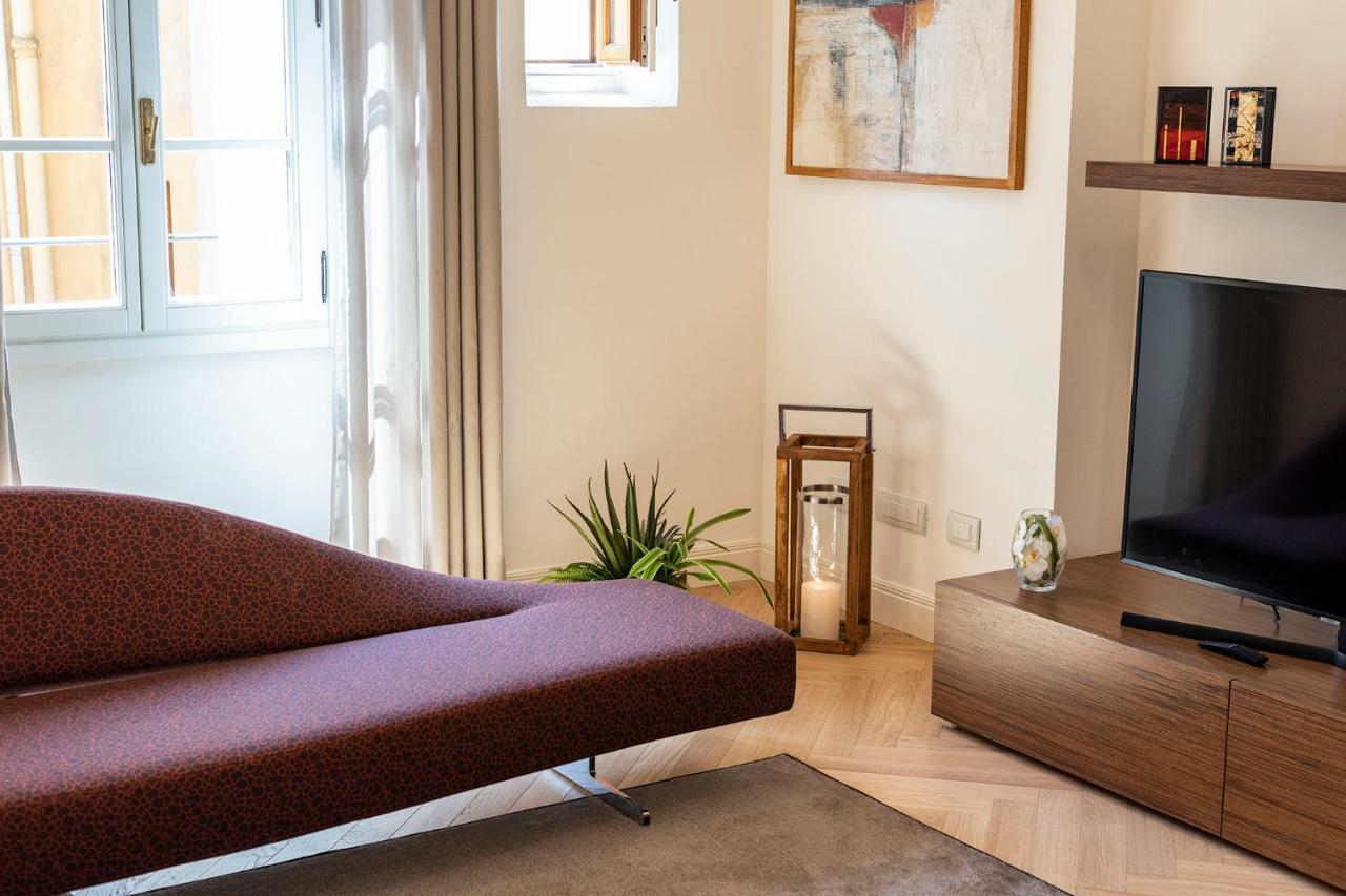 - Brunelleschi Stylish Appartement *
