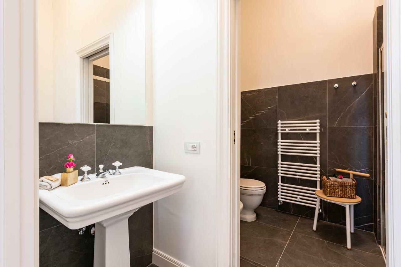 - Brunelleschi Stylish Appartement Florence