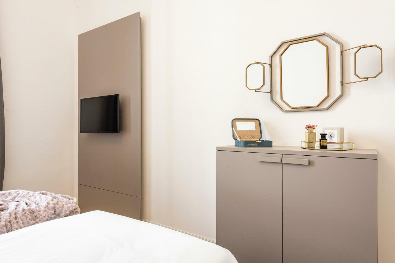 - Brunelleschi Stylish Appartement *