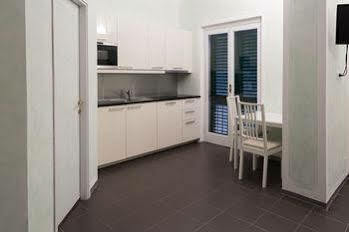 Guest house Firenze Apartments 2*