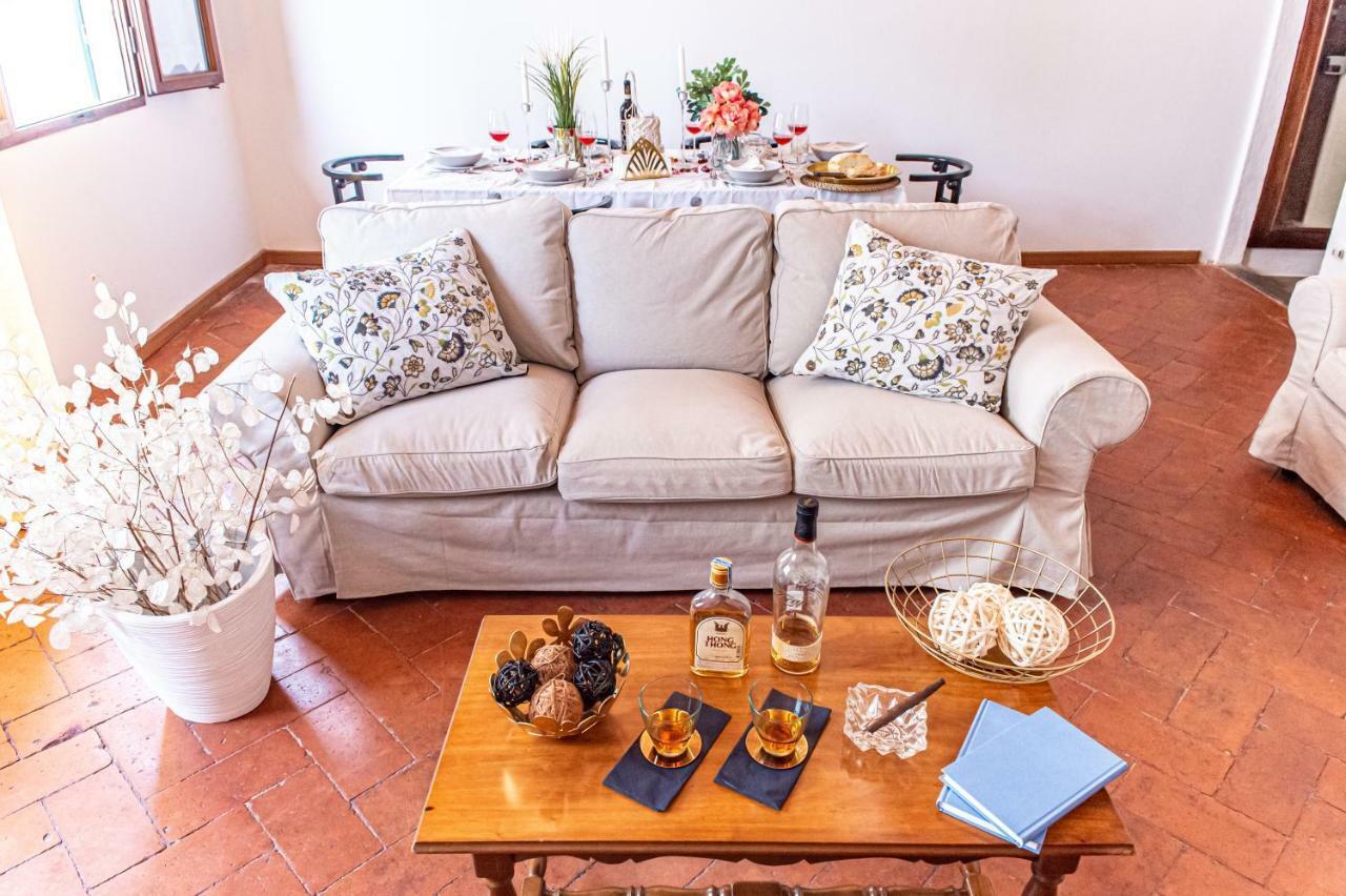 Oltrarno Apartment *