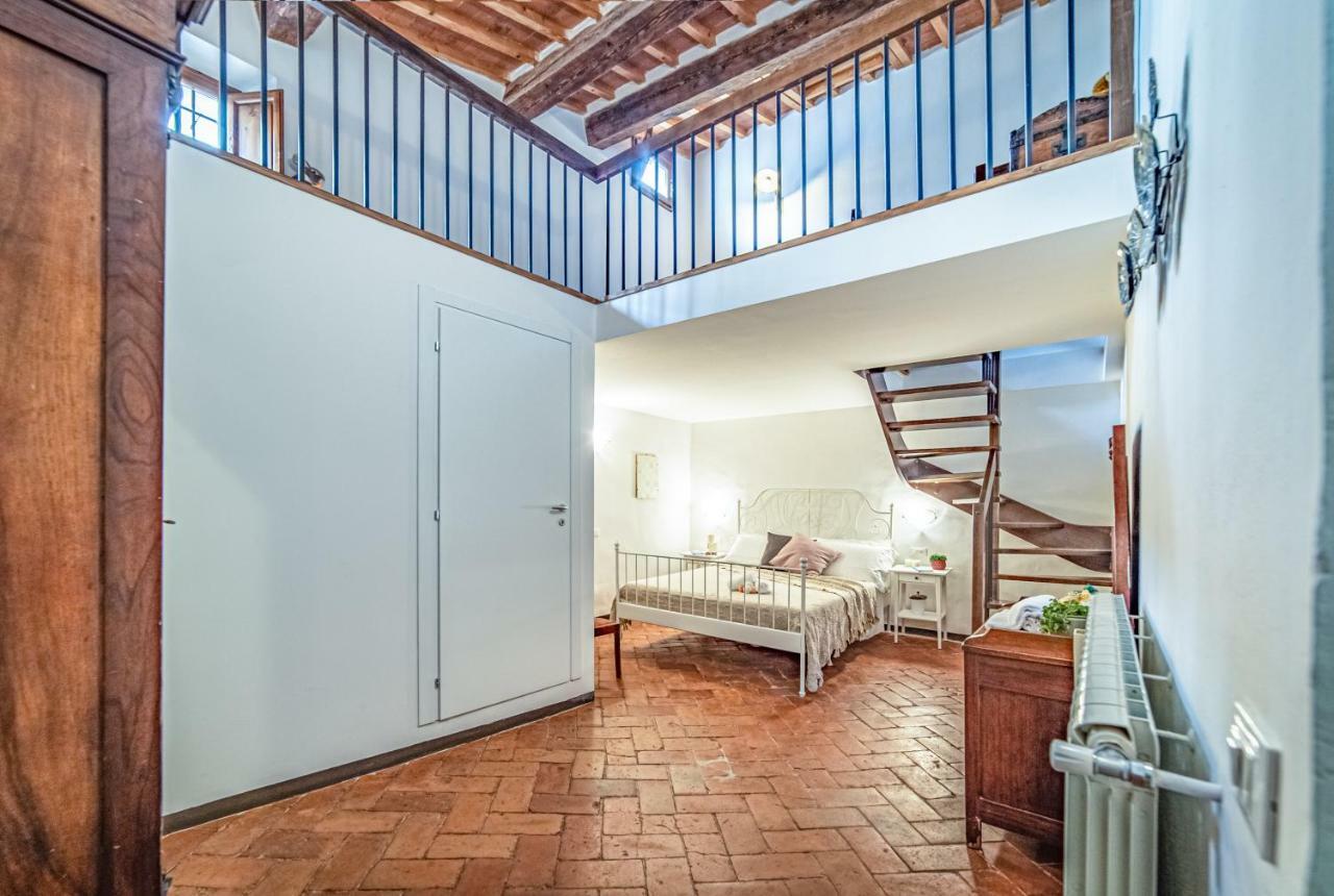 Oltrarno Apartment