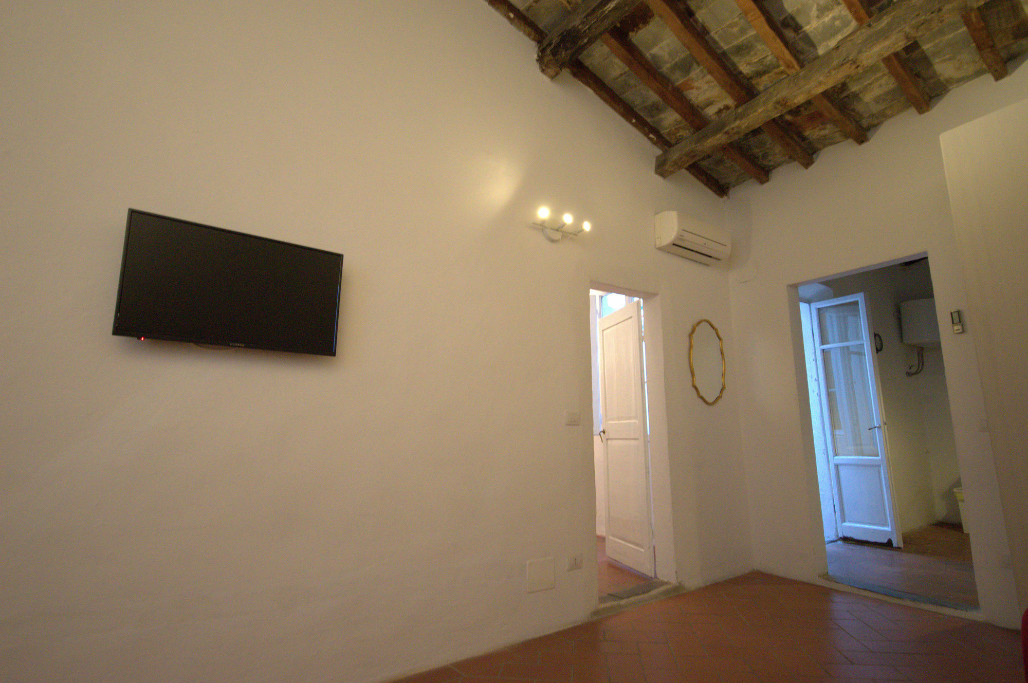 Prestige House Arno River *