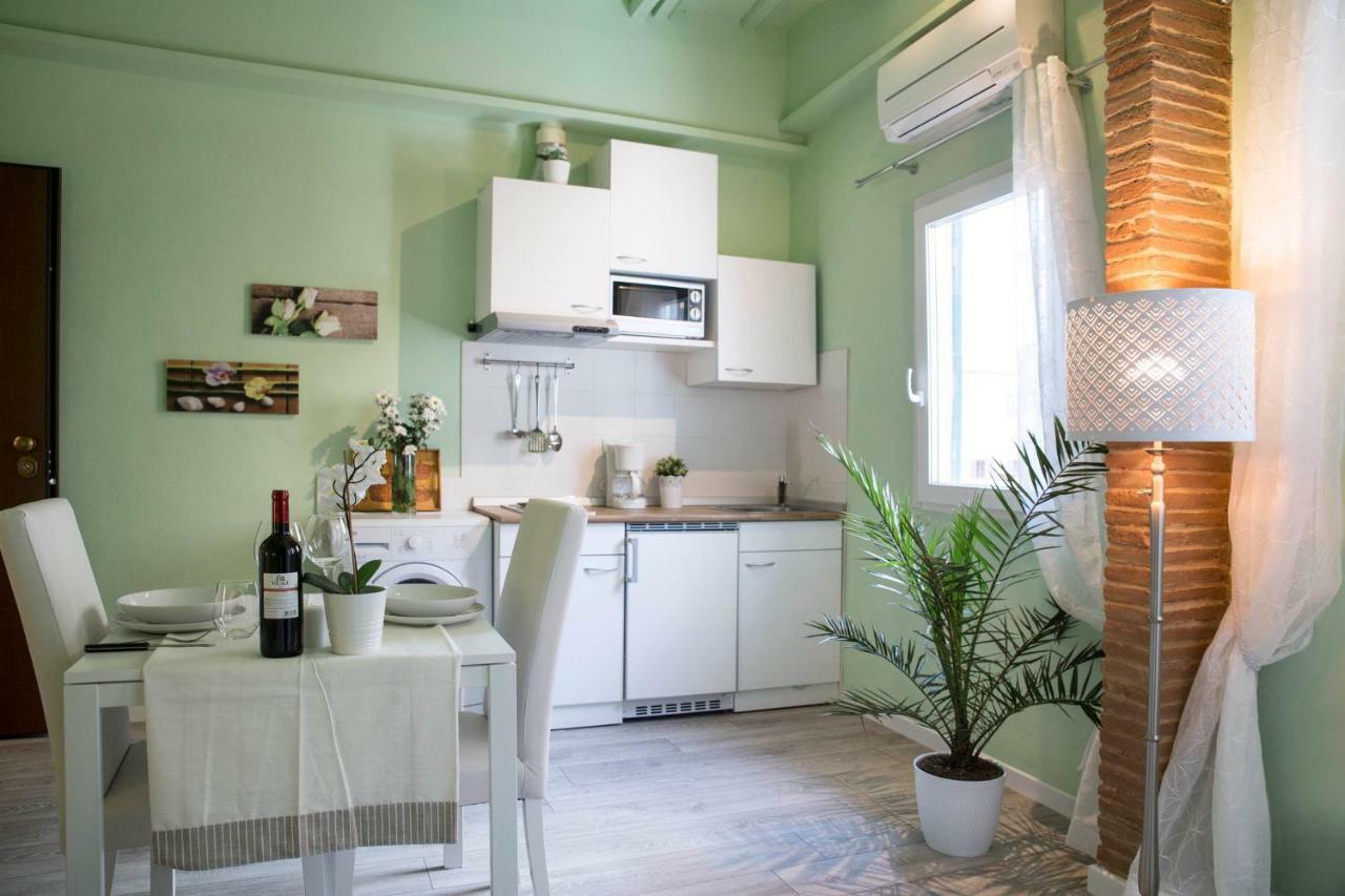 Vasari - Near Smn Station Apartment