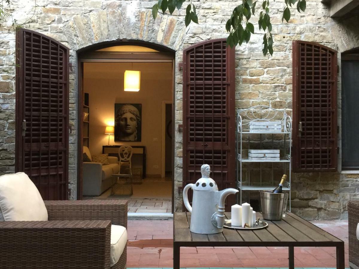 Donatello - Elegante E Spazioso A Pochi Minuti Dalla Stazione Apartment