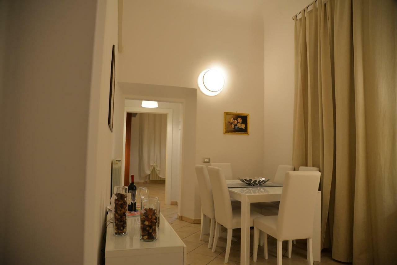 Caporali Palace Orsini Apartment