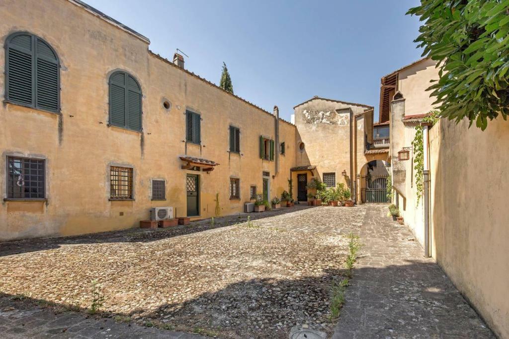 Simone 7 Apartment Florence